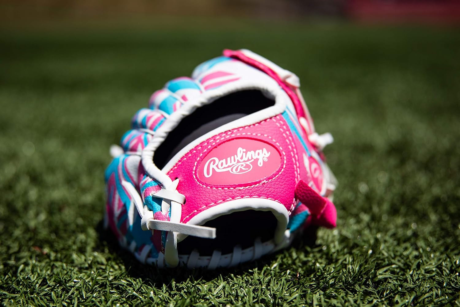 | REMIX T-Ball & Youth Baseball / Softball Glove | Sizes 9" - 10.5"